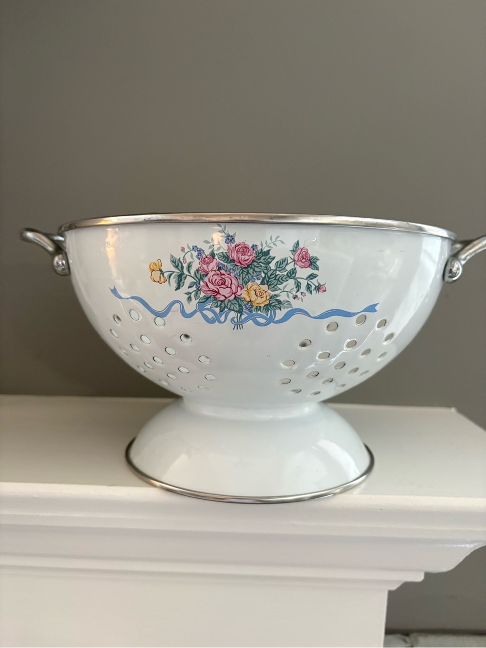 White Floral Enamel Colander with Silver Trim